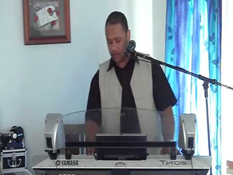 Tongan Gospel Singer 2011 -'OKU LELEI 'A SIHOVA - Suliasi Vea