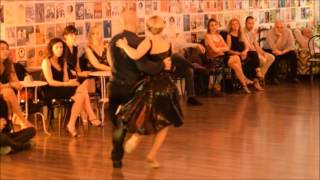 Alberto Colombo Celine Ruiz nueve puntos El Viejo Almacen Papelero