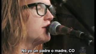 Aaron Gillespie sings 'Anthem Song' -ESP-