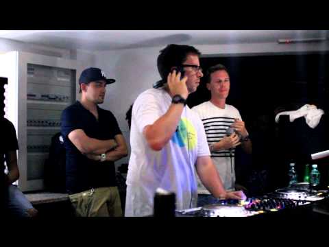 Nu:Tone feat. MC Wrec @ Ripping - Sun and Bass 03/09/2012