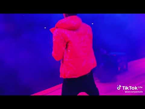 Jae Cash on the stage🎉🎈🥰