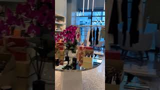 Download lagu A peek inside Como Orchard mp3 Download lagu A peek inside Como Orchard mp3