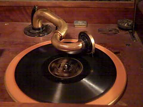 TED LEWIS VIVA-TONAL - A JAZZ HOLIDAY - ROARING 20'S VICTROLA 830