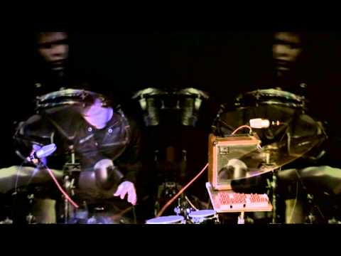 The Young Gods - Live At "Moods" (Zürich, december 18th, 2006)