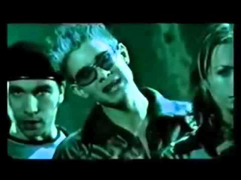 Russian language through music. Basic words in Russian - road, street, outside.