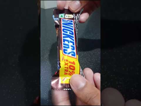 Chocolates Snickers 😋🍫 #shorts #chocolate #snickers #food #foodie #foodvlog #trendingshorts