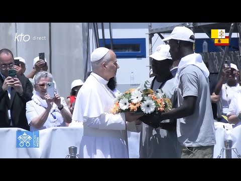 #LéonXIV rencontre les acteurs engagés auprès des migrants au port d’Arguineguín #PapeenEspagne