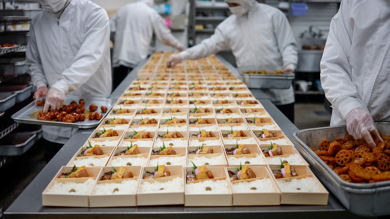 江戸時代の味を守り続ける170年以上続く日本最古の弁当店！深夜から早朝にかけて製造される折詰弁当 Traditional Japanese lunch box “BENTO” shop Tokyo