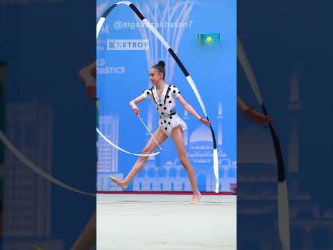 Первая в истории Казахстана юная чемпионка мира выступила среди взрослых и сразу 5 медалей!