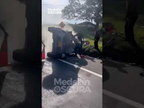 Accidente en la entrada a Barbosa Antioquia