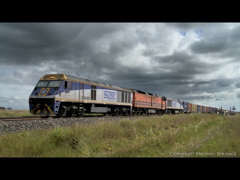 7922V SCT / SBR Dooen Container Train With EL60, CLF4 & EL62 (7/10/2021) - PoathTV Railways