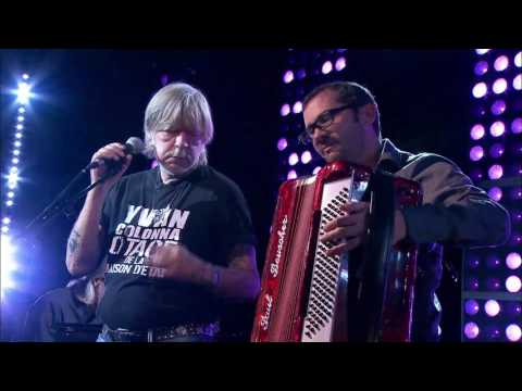 RENAUD interprète "Les mots", chanson tirée de son album éponyme - Thé ou Café - 24/09/2016