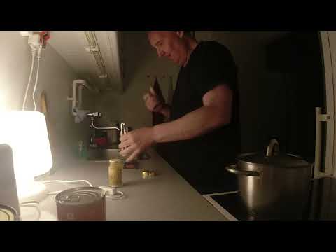 MongoTV_12688 - Mongo Madskole - Okse BOUILLON Suppe Med PASTASKRUER