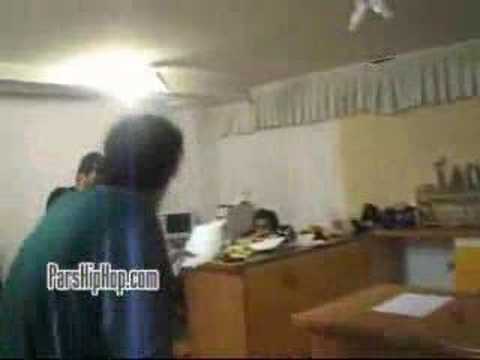 Pishro Ft. HichKas - Khanevadeye Rap - www.ParsHipHop.Com