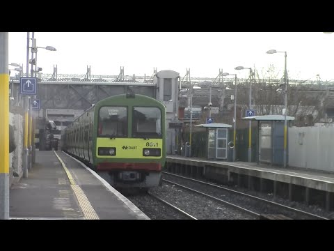 Iarnród Éireann Irish Rail Commuter 29000 DMU 29017 + DART 8510 EMU 8511 passes Drumcondra Station