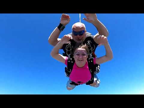 Brianna Loved Her Skydive!