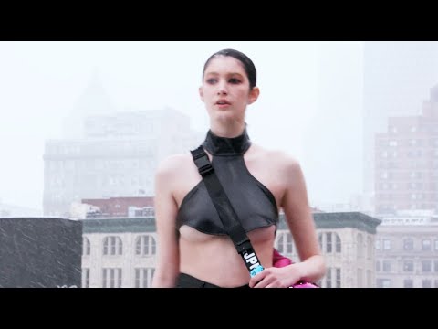 Flying Solo Show - 1 | Fall/Winter 2022/23 New York