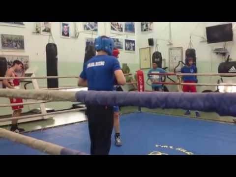 sparing Yan Zak s Daniel Levin i Muhamad Riash