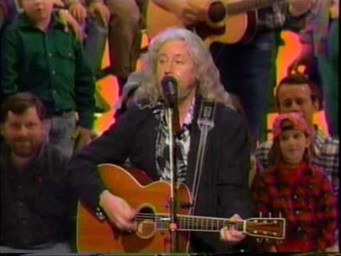 Arlo Guthrie & Everybody - This Land Is Your Land
