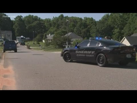 Elderly couple found dead inside Winder home