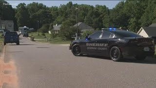 Elderly couple found dead inside Winder home