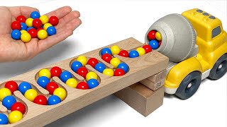 Download lagu Marble Run Race ☆ HABA Slope & Retro Makita Truck, Excavator, Garbage Truck, Dump Truck, Ambulances mp3