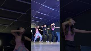 Download lagu Afghan Jalebi | Dance video | #afghanjalebi #dancereels #dancecover #reels #gangsofdancer mp3
