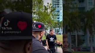 nickyjam vio esto muchachos improvisando y se paro a tirar un freestyle con ellos! Leyenda! 💯