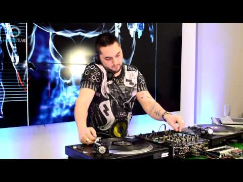 housetime.sk session #14 - Miss Rodez