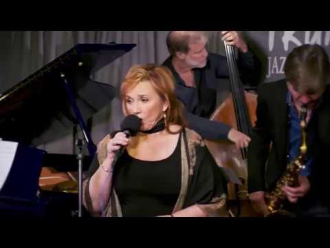 download lagu mp3 mp4 Roseanna Vitro Tell Me The Truth, download lagu Roseanna Vitro Tell Me The Truth gratis, unduh video klip Roseanna Vitro Tell Me The Truth