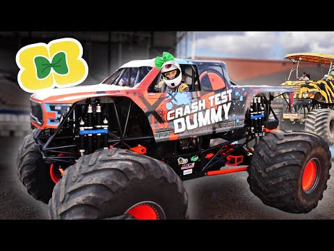 1 HOUR of MONSTER TRUCKS