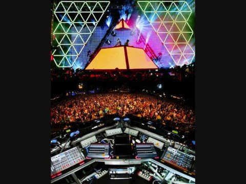 Daft punk vs. Haddaway - What is technologic