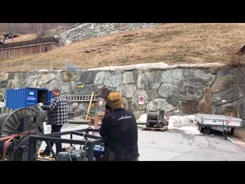 Abbrucharbeiten an der Luftseilbahn Stalden-Staldenried-Gspon