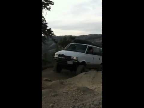 4x4 Chevy Astro Suspension Test 2.mov
