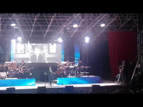Jesus Adrián Romero - Que Huyan Los Fantasmas (En Vivo Quito)