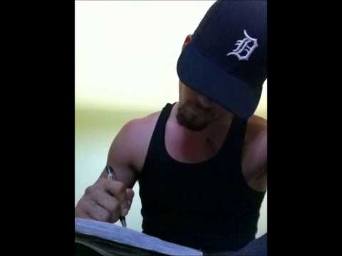 Broadfoot featuring Skunky Pooella - sleepy hollow