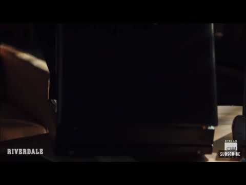 Riverdale 5x12 Sneak peek Hiram asking Reggie for gun.