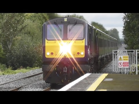 Irish Rail 201 Class Loco 216 on Mk4 Intercity Train - Monasterevin Station, Kildare