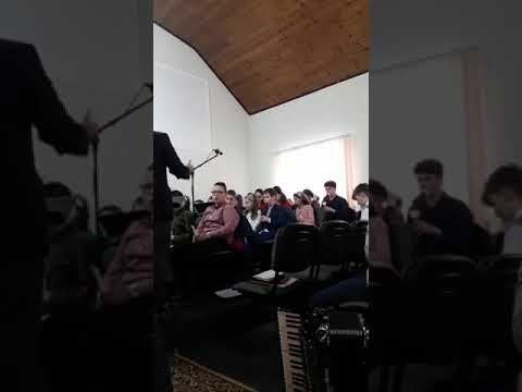 Corul de Copii BERCHISESTI - dirijor Petrica Moisuc //  ASTAZI S-A NASCUT HRISTOS