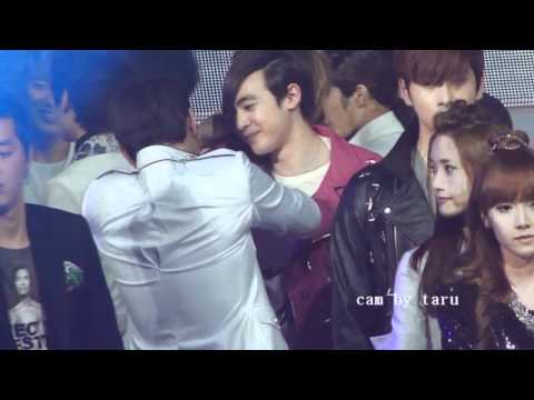 101231 2PM Nichkhun MBC Gayo [Fancam]