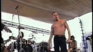 The Screaming Jets - Ain't No Fun (Waiting Round To Be A Millionaire)