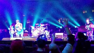 Pearl Jam - Sweet Lew - 10.31.09 Philadelphia, PA