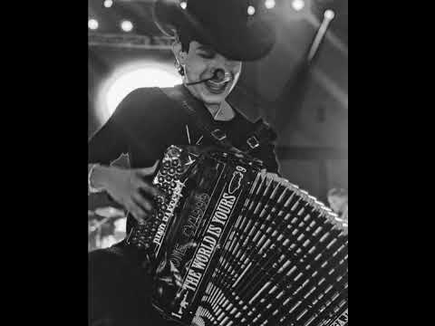 Cornelio Vega - Llueve LETRA