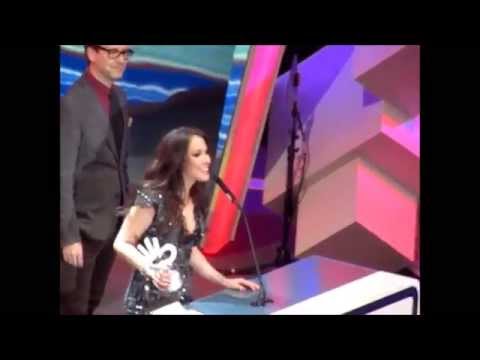 Malú recibe premio 40 a mejor gira por Tour Sí |DIRECTO|