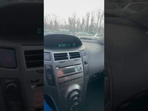 фото toyota yaris ii 0