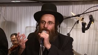 יצחק הוניג ומקהלת ידידים "מי אדיר ומי בון סיח" הפקה של אהרון טייטלבוים