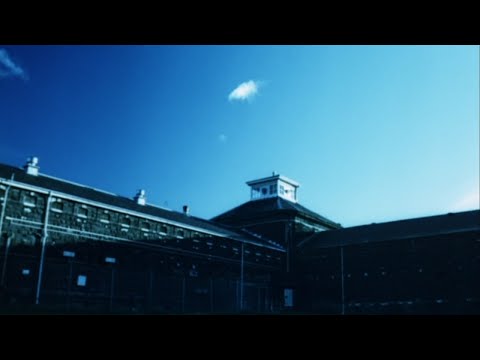 Chopper (2000) – Opening credits