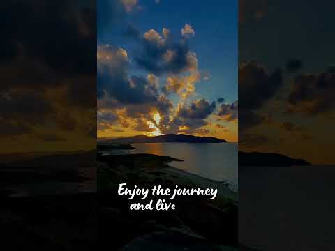 Embrace the now. Enjoy the ride ✨🌟 #enjoyment #embracethejourney #beachlife #beautifulnature