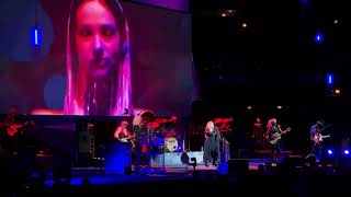 Fleetwood Mac Hypnotized Live Chicago United Center Oct. 6th 2018