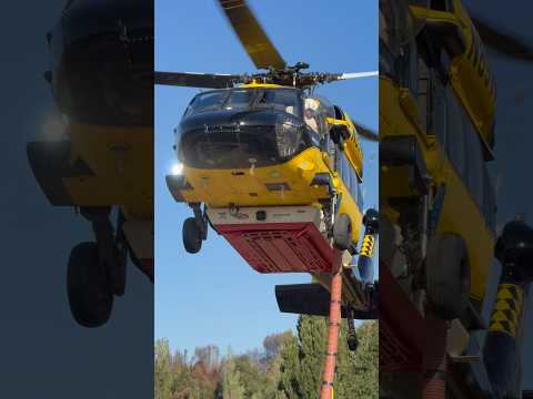 UH-60L Black Hawk 🚁🐝 Operando en el BioBio. #helicopter #firefighter #aviation #avgeekoftheweek